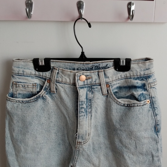 Women's High Rise Vintage Straight Cropped Jeans - Picture 3 of 8